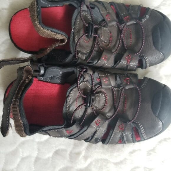 Cherokee Boys sandals water shoes 1 closed toes - Picture 3 of 4